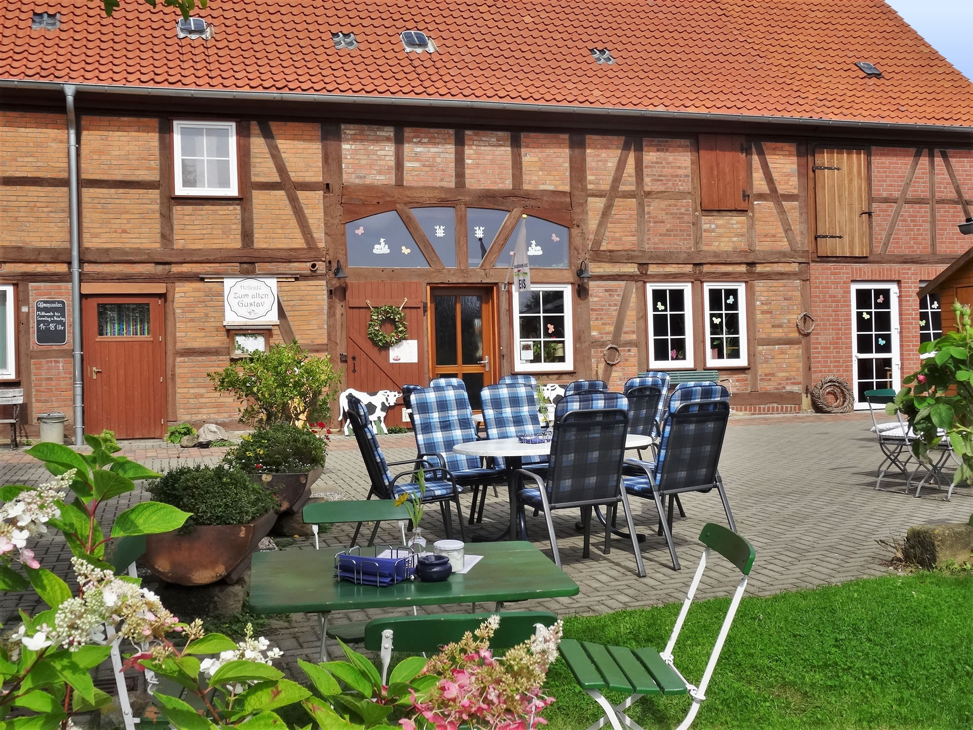 das Hofcafe zum alten Gustav